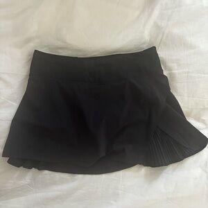 Lululemon Play Off The Pleats Skirt